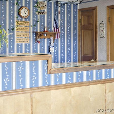 Americas Best Value Inn Winchester Interior photo